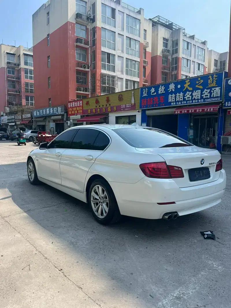 BMW 5 Series 2012 523Li Leading Edition — миниатюра 4
