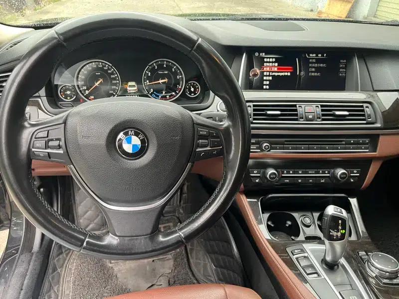 BMW 5 Series 2017 528Li Leading Edition — миниатюра 12