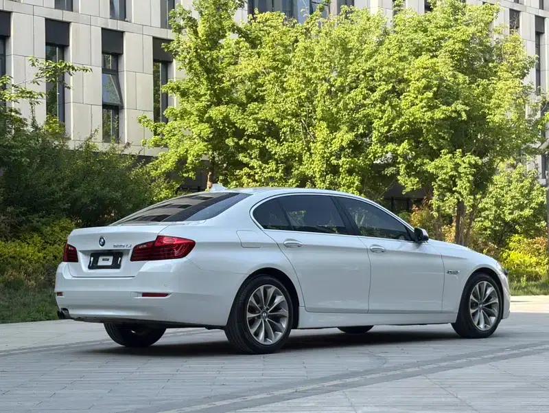 BMW 5 Series 2017 525Li Leading Edition — миниатюра 6