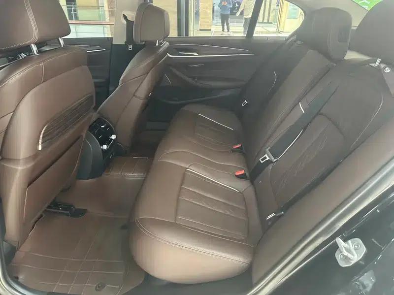 BMW 5 Series 2022 Facelift 530Li Luxury Package — миниатюра 10