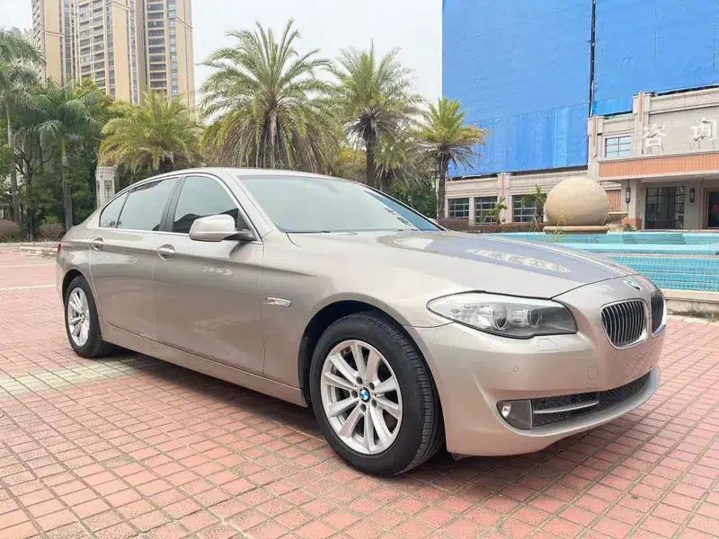 BMW 5 Series 2013 525Li Luxury — миниатюра 3