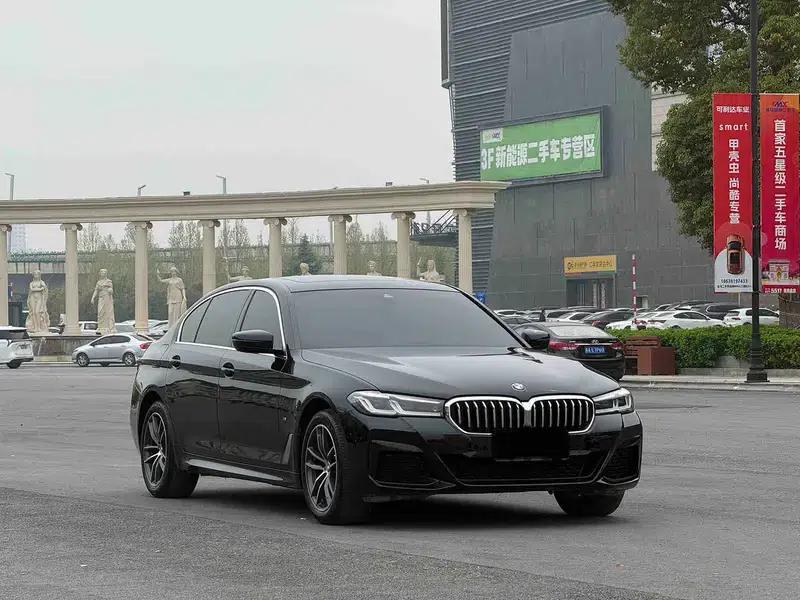 BMW 5 Series 2022 Facelift 525Li M Sport Package — миниатюра 3