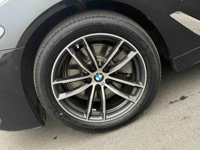 BMW 5 Series 2022 Facelift 525Li M Sport Package — миниатюра 8