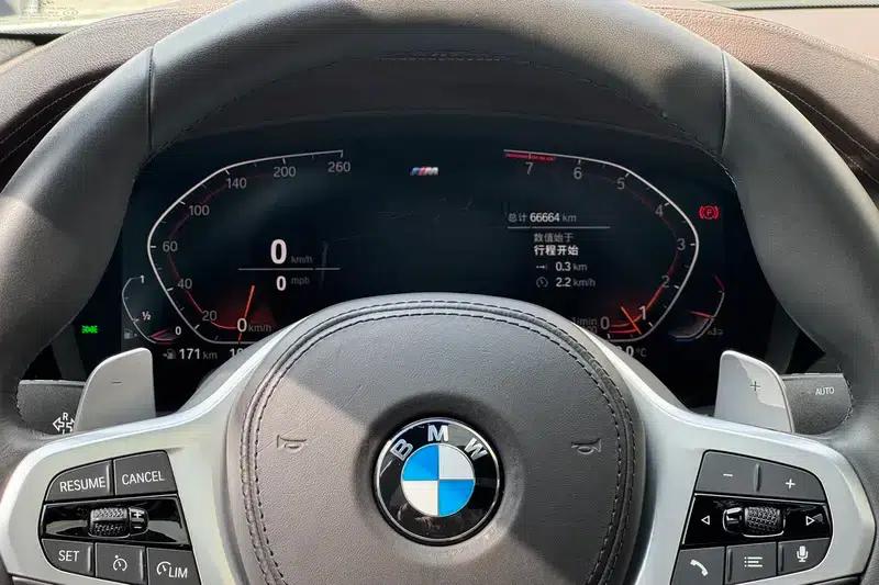 2022 BMW 5 Series Facelift 530Li Leading Edition M Sport Package — миниатюра 17