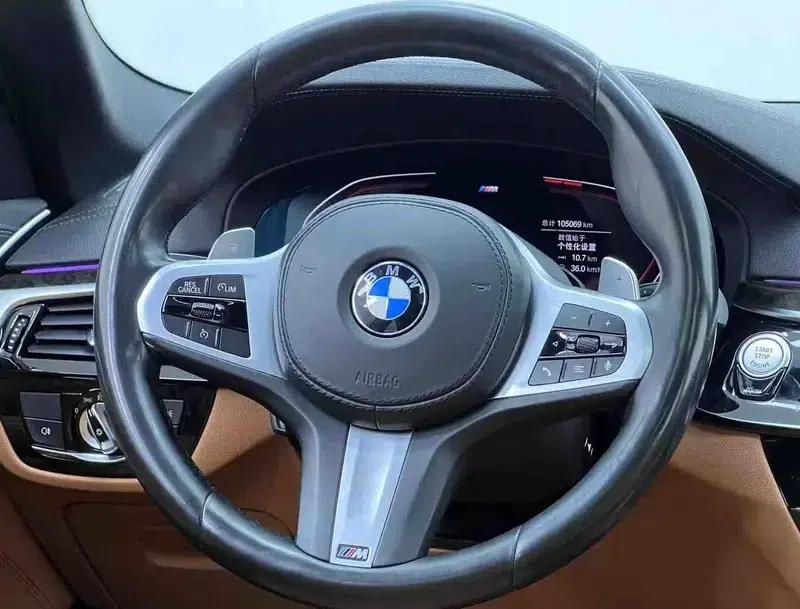 2020 BMW 5 Series 530Li Leading Edition M Sport Package — миниатюра 16