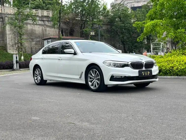 BMW 5 Series 2018 528Li Launch Special Edition — миниатюра 3