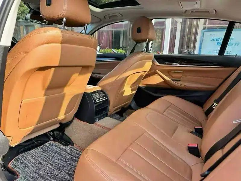 BMW 5 Series 2018 528Li Launch Special Edition — миниатюра 9