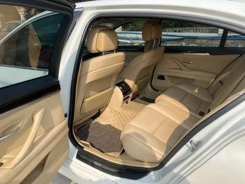 BMW 5 Series 2011 523Li Luxury — миниатюра 11