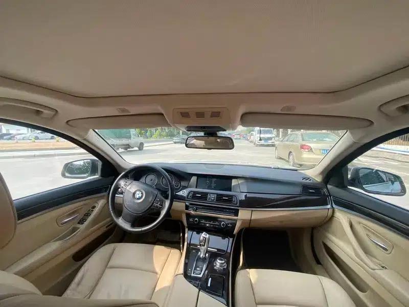 BMW 5 Series 2011 523Li Luxury — миниатюра 8