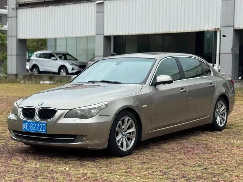 BMW 5 Series 2009 520Li Leading Edition — миниатюра 1