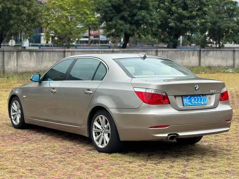 BMW 5 Series 2009 520Li Leading Edition — миниатюра 4