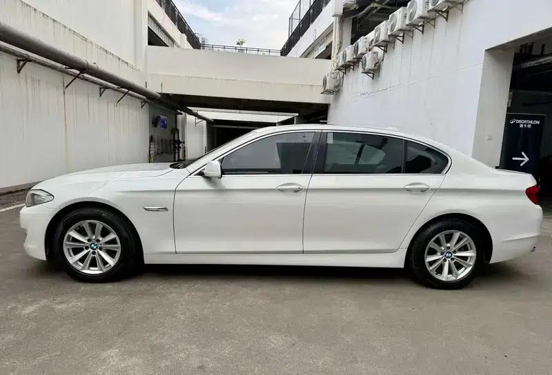 BMW 5 Series 2013 525Li Luxury — миниатюра 4