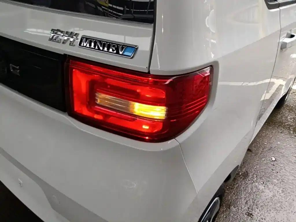 Hongguang MINIEV 2020 Enjoy Edition (Lithium Iron Phosphate) — миниатюра 8