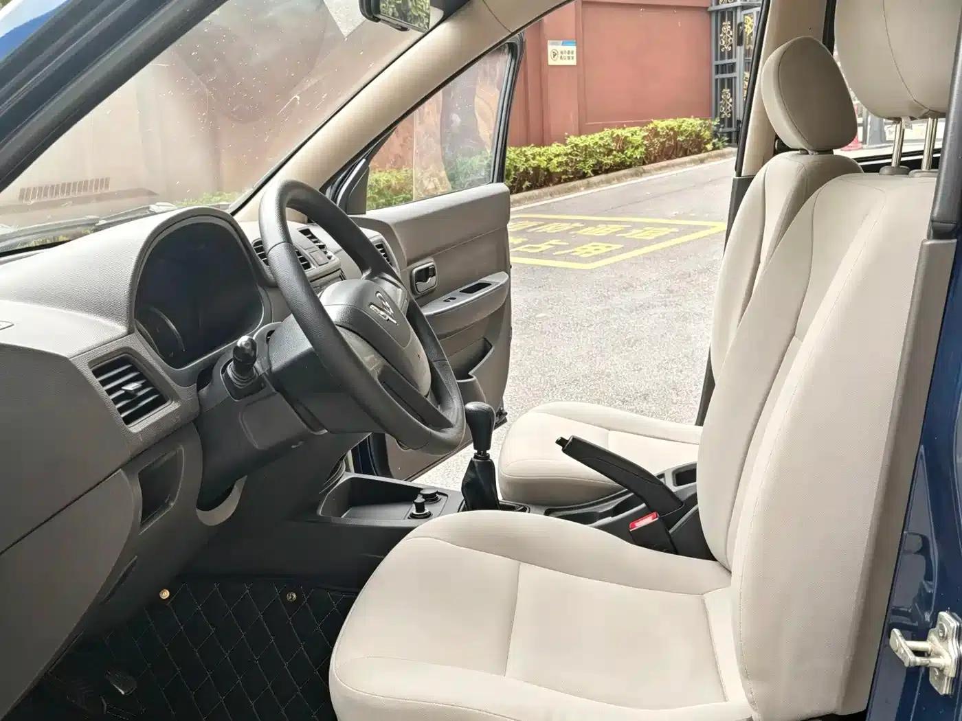 Wuling Hongguang 2014 1.2L Basic Model (National IV Emission Standard) — миниатюра 7