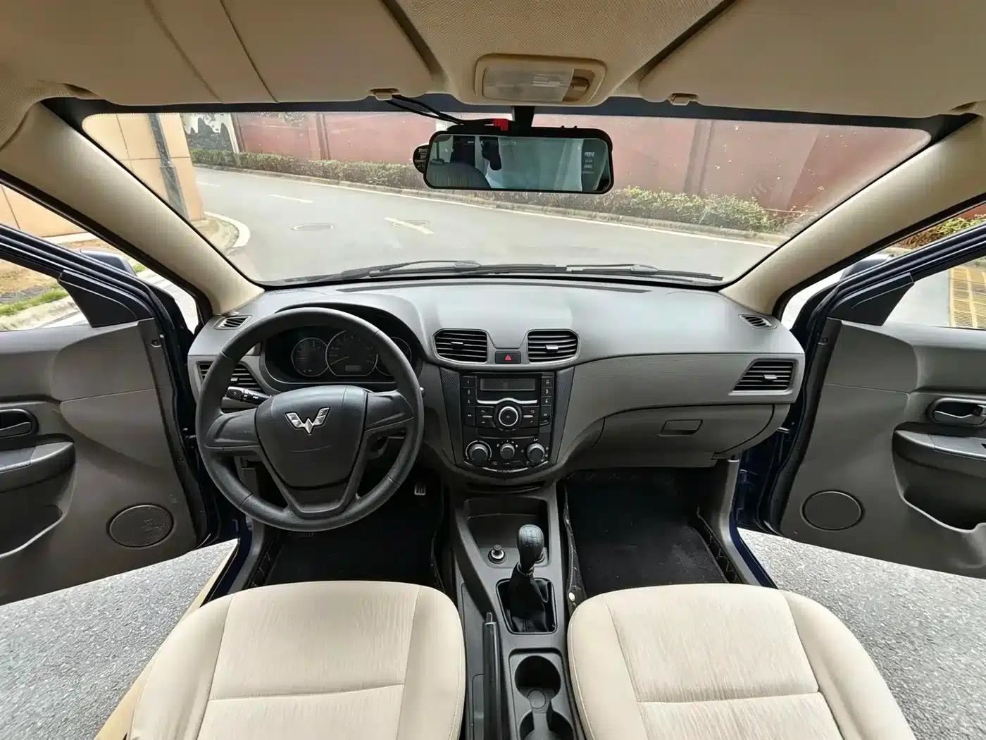 Wuling Hongguang 2014 1.2L Basic Model (National IV Emission Standard) — миниатюра 10