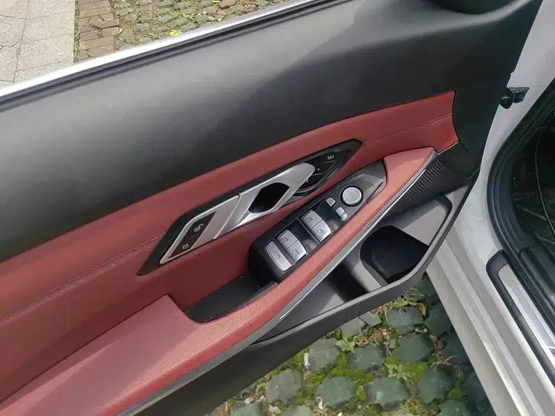 2023 BMW 3 Series 325i M Sport Package — миниатюра 15