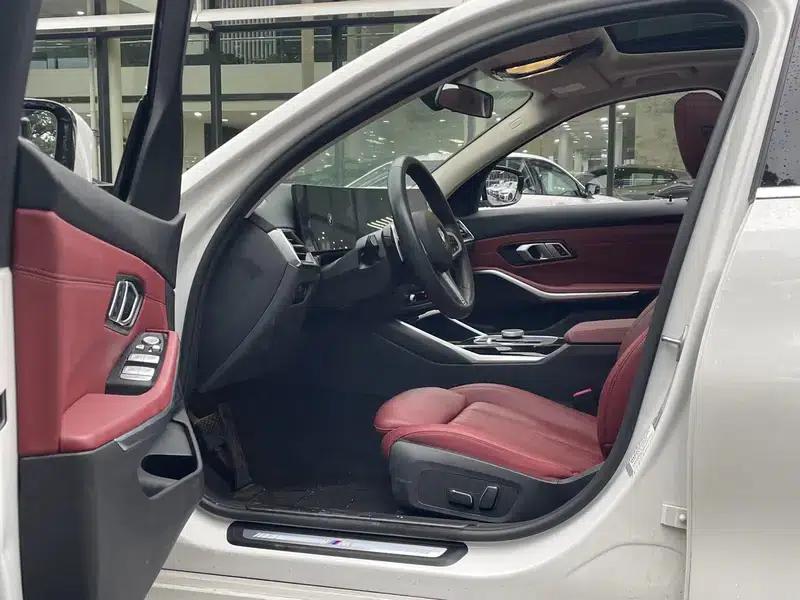 2023 BMW 3 Series 320Li M Sport Package — миниатюра 13