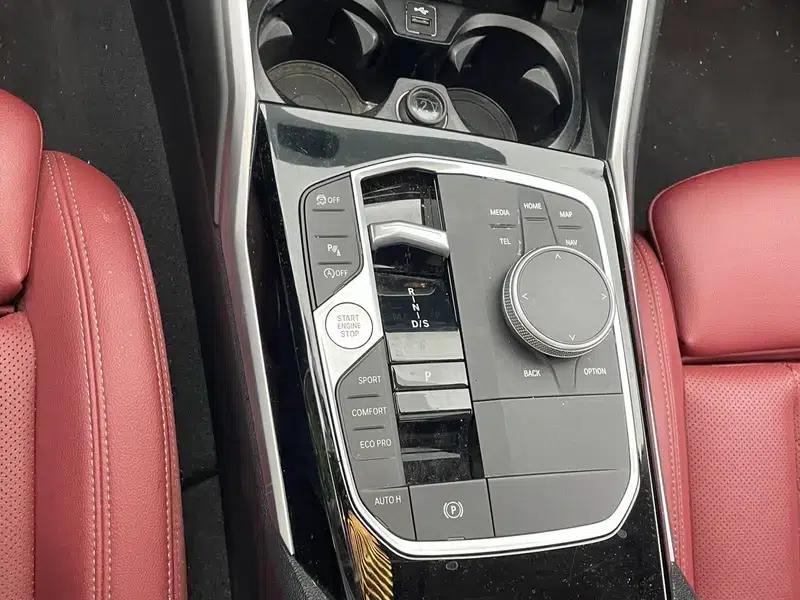2023 BMW 3 Series 320Li M Sport Package — миниатюра 7