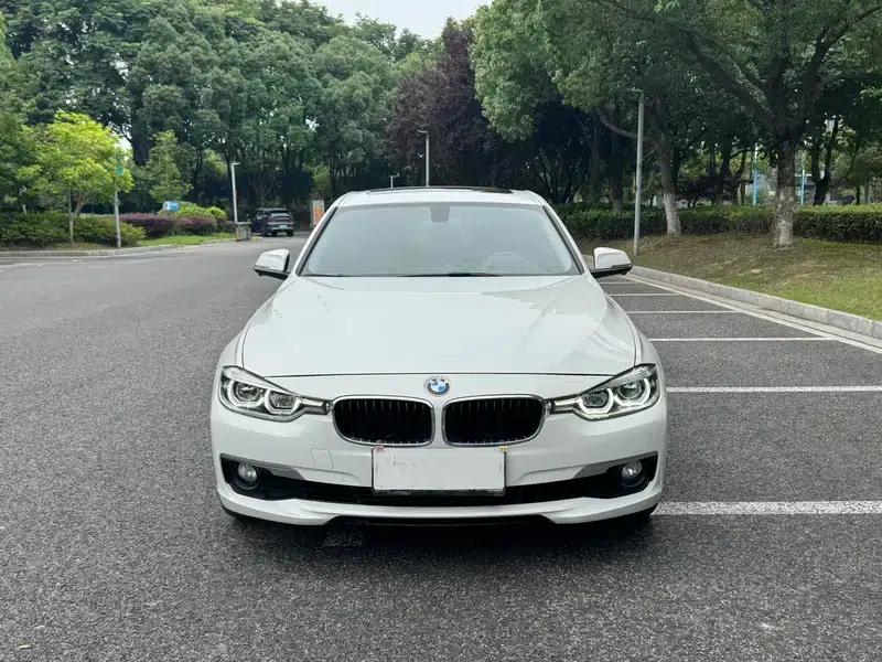 BMW 3 Series 2018 320Li Fashion Edition — миниатюра 2
