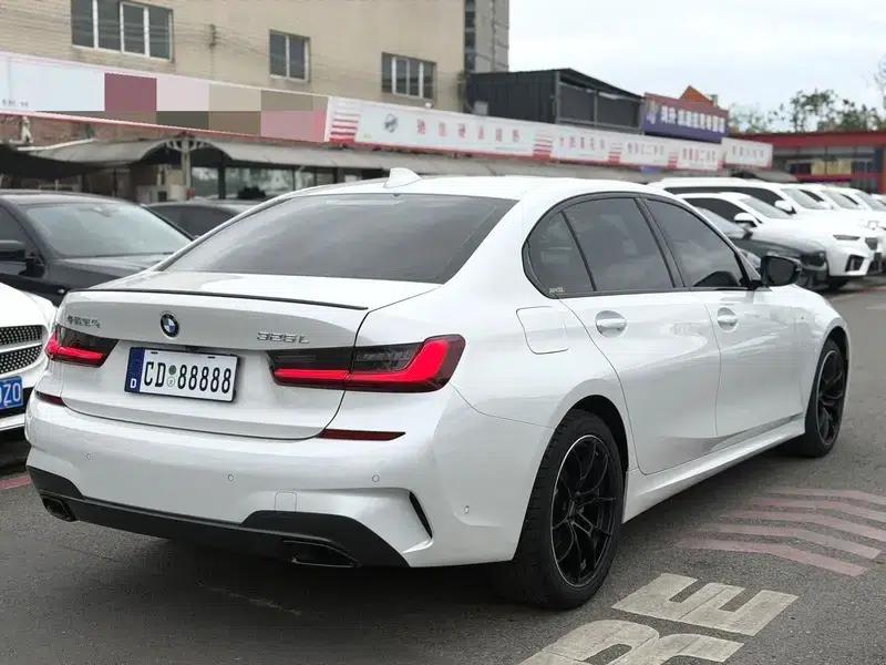 2022 BMW 3 Series 325Li M Sport Shadow Edition — миниатюра 6