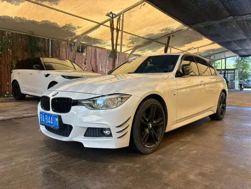 2018 BMW 3 Series 320i M Sport Package — миниатюра 1