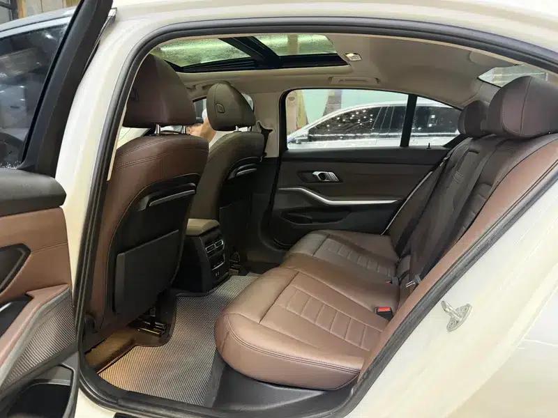 2020 BMW 3 Series 320Li M Sport Package — миниатюра 9