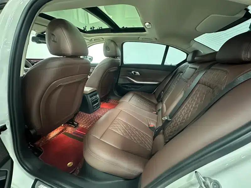 2023 BMW 3 Series 320Li M Sport Package — миниатюра 19