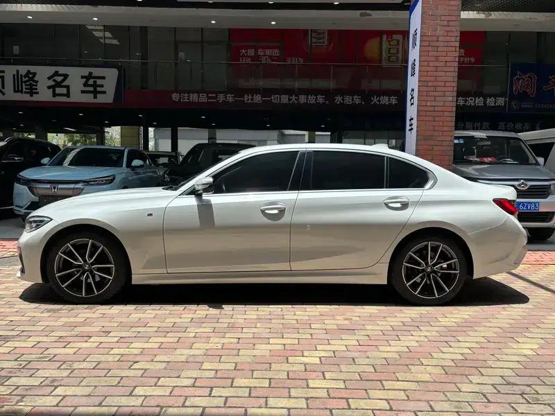 2022 BMW 3 Series 320Li M Sport Package — миниатюра 3