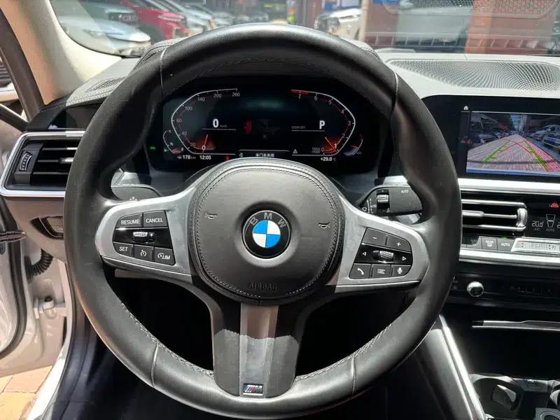 2022 BMW 3 Series 320Li M Sport Package — миниатюра 9