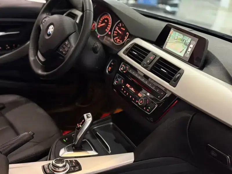 2016 BMW 3 Series 320Li Fashion Edition — миниатюра 6