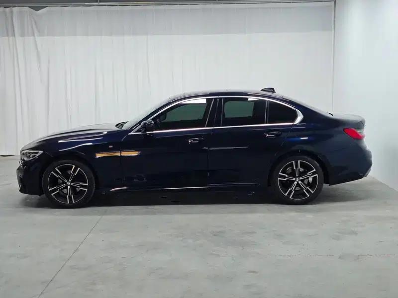 BMW 3 Series 2021 Facelift 325i M Sport Package — миниатюра 4