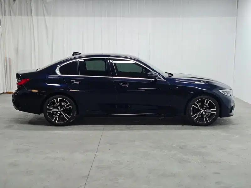 BMW 3 Series 2021 Facelift 325i M Sport Package — миниатюра 8