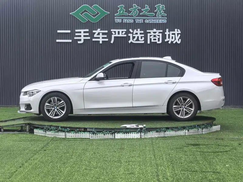 2016 BMW 3 Series 320i Fashion Edition — миниатюра 4