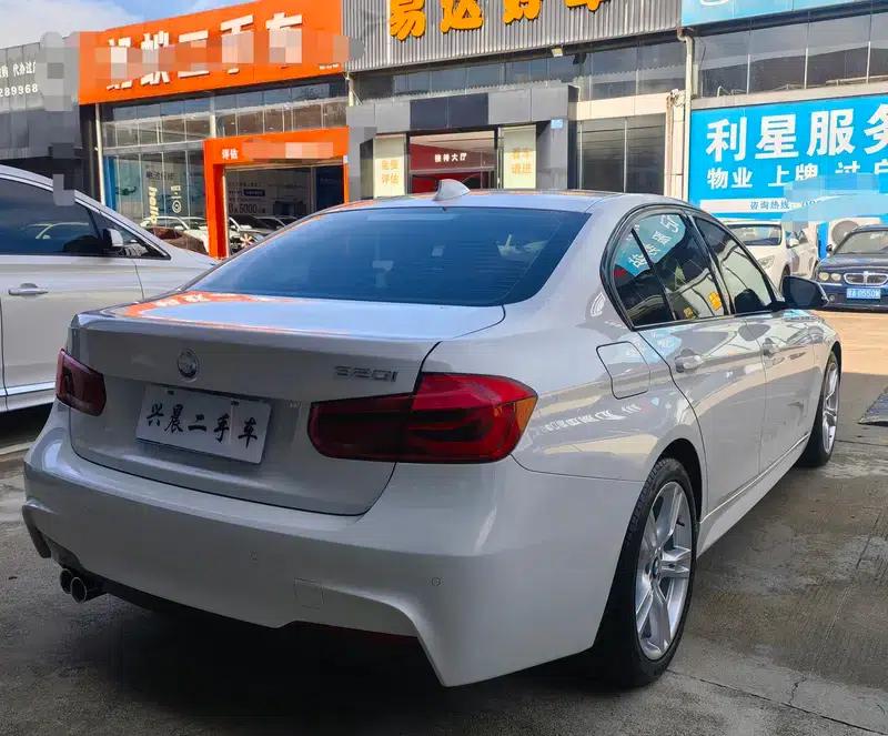 2017 BMW 3 Series 320i M Sport — миниатюра 6