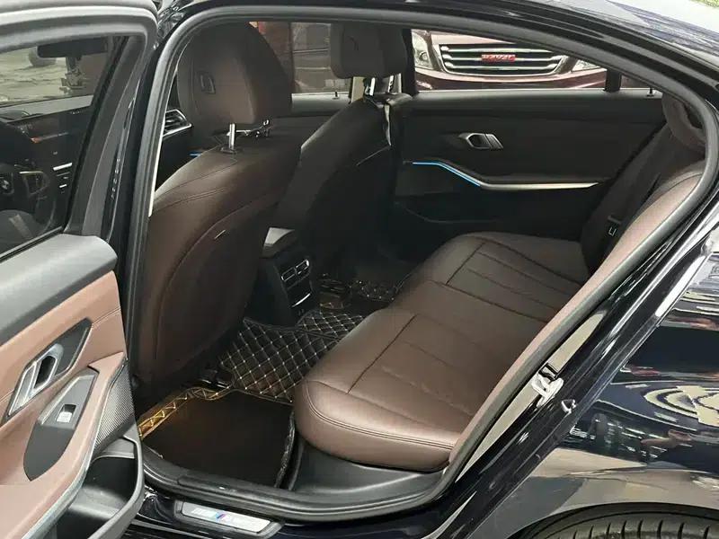 2023 BMW 3 Series 325Li M Sport Package — миниатюра 9