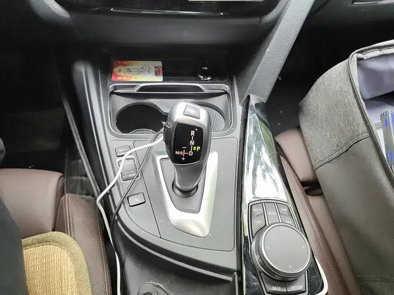 BMW 3 Series 2019 320Li Fashion Edition — миниатюра 14