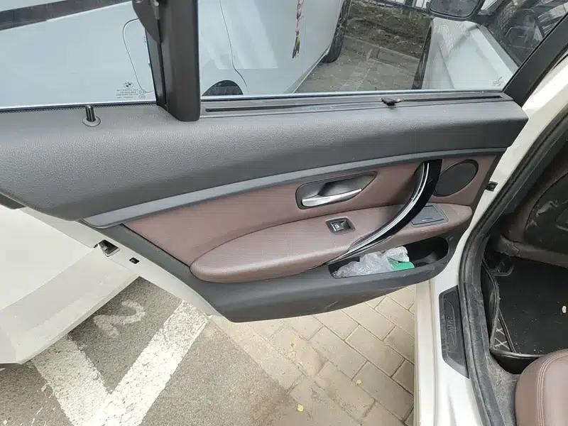 BMW 3 Series 2019 320Li Fashion Edition — миниатюра 17