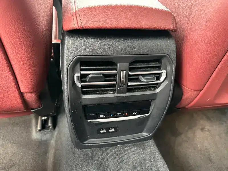 2023 BMW 3 Series 320Li M Sport Package — миниатюра 9
