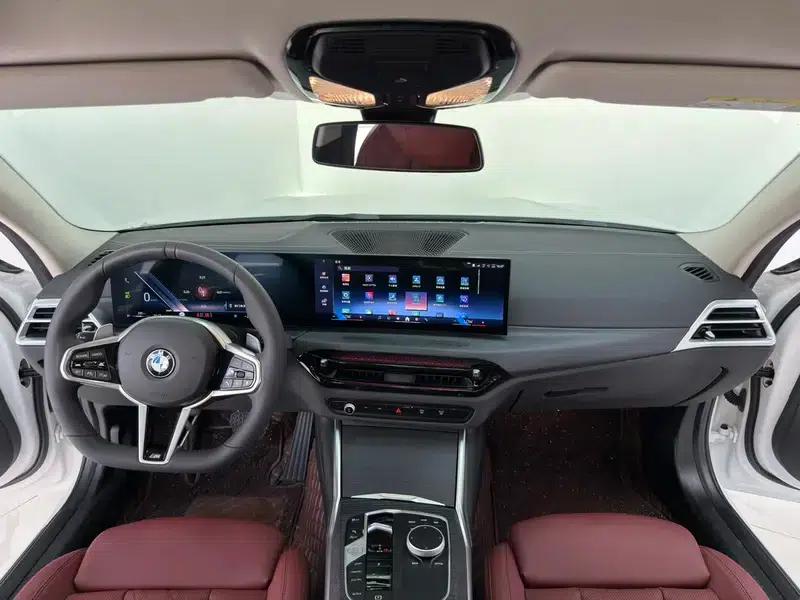 2023 BMW 3 Series 325Li M Sport Package — миниатюра 8