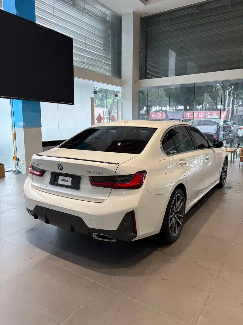 2023 BMW 3 Series 320Li M Sport Package — миниатюра 6