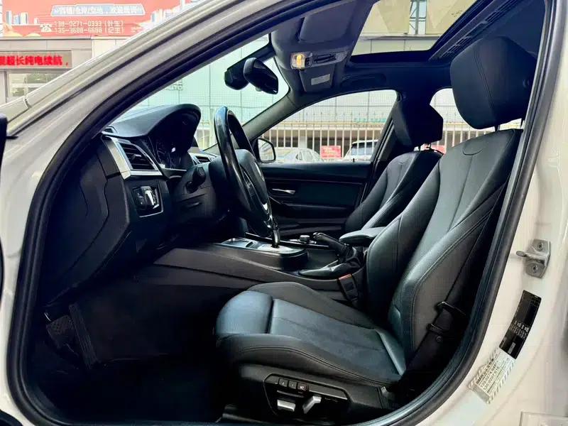 BMW 3 Series 2018 320Li Fashion Edition — миниатюра 8
