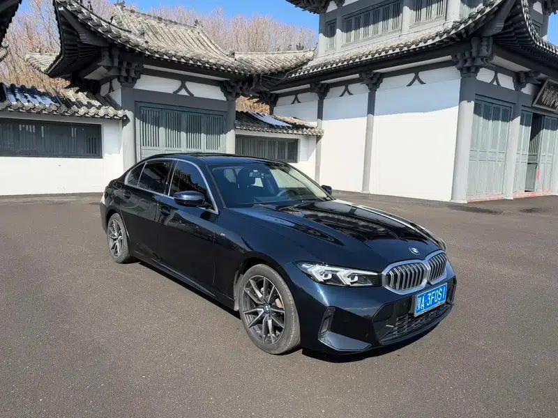 2023 BMW 3 Series 320Li M Sport Package — миниатюра 3