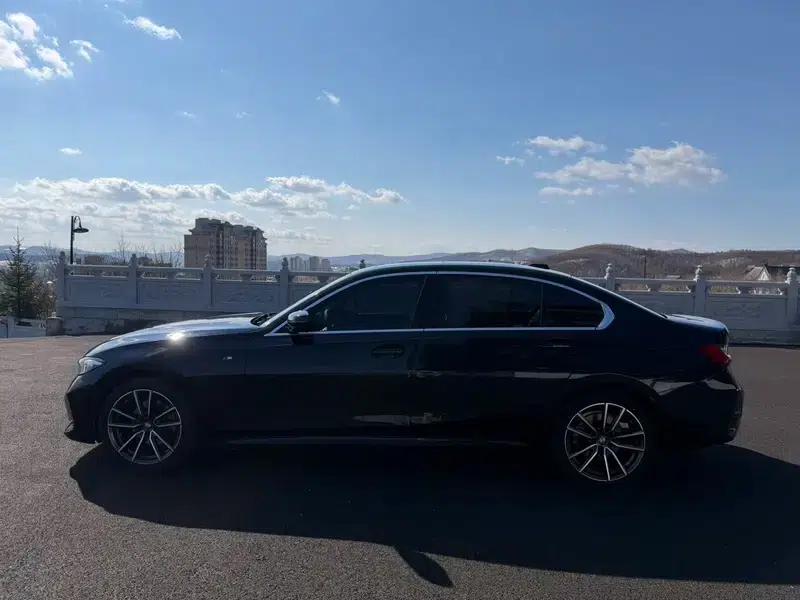 2023 BMW 3 Series 320Li M Sport Package — миниатюра 4