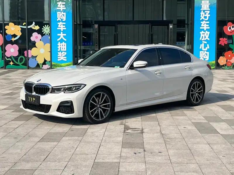 2020 BMW 3 Series 325Li M Sport Package — миниатюра 1