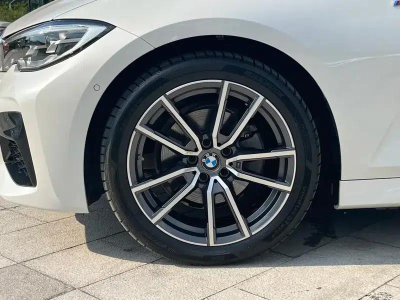 2020 BMW 3 Series 325Li M Sport Package — миниатюра 14