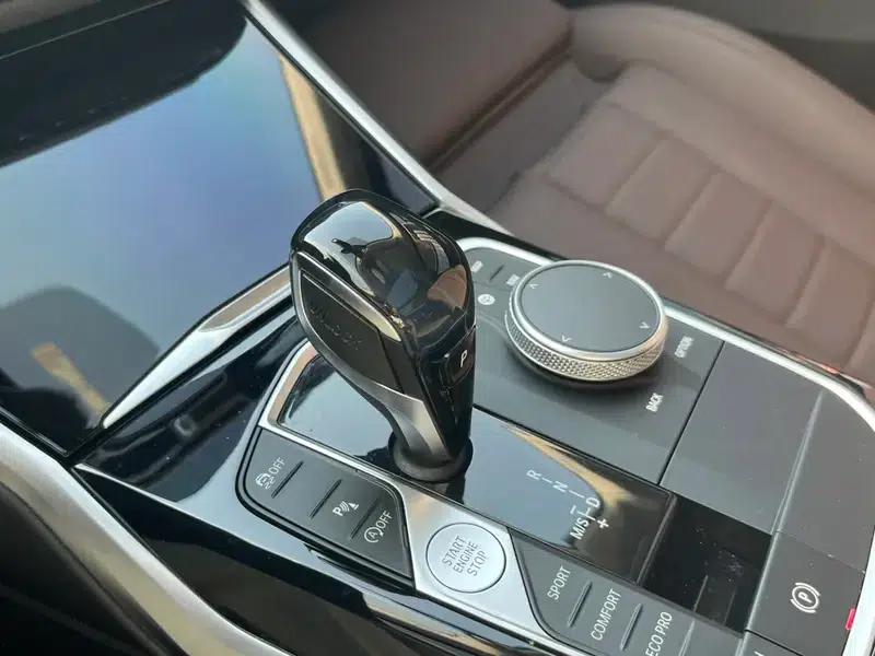 2020 BMW 3 Series 325Li M Sport Package — миниатюра 19