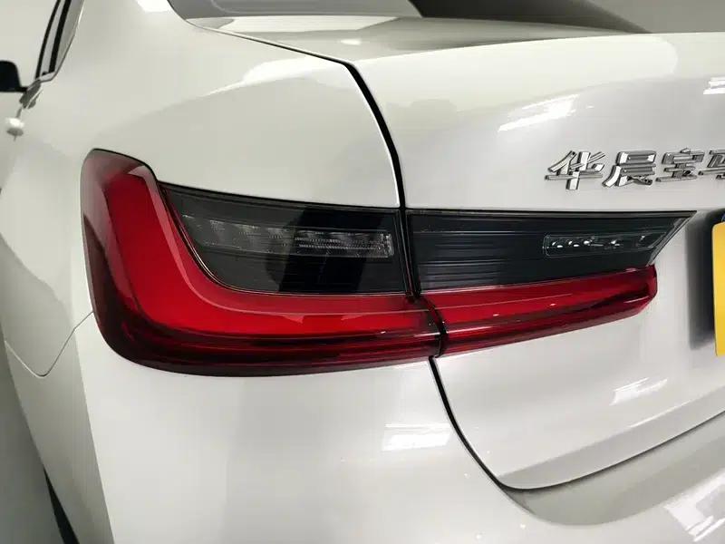 2023 BMW 3 Series 320Li M Sport Package — миниатюра 13