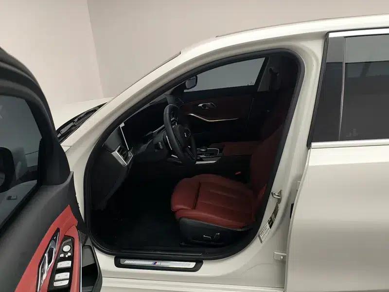 2023 BMW 3 Series 320Li M Sport Package — миниатюра 17