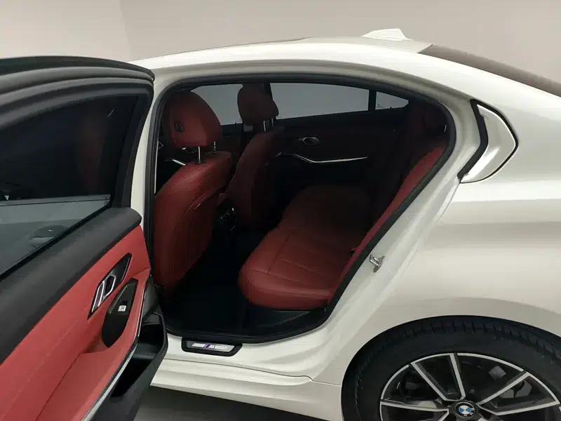2023 BMW 3 Series 320Li M Sport Package — миниатюра 18