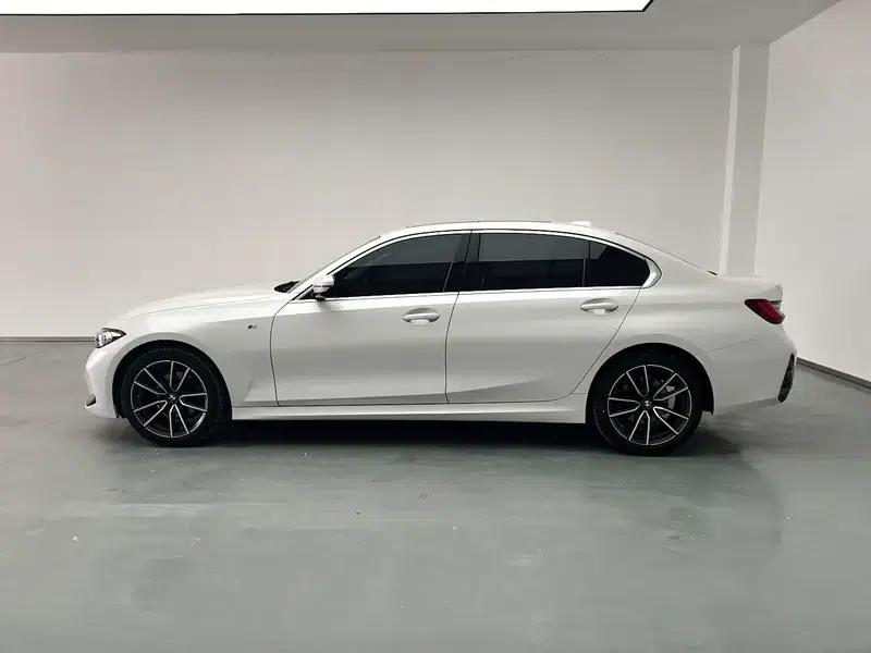 2023 BMW 3 Series 320Li M Sport Package — миниатюра 4
